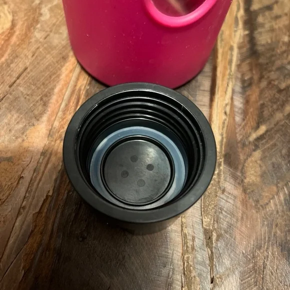 Takeya Glass Water Bottle with Silicone Sleeve, PINK HYDRATION TUMBLER - Picture 7 of 7